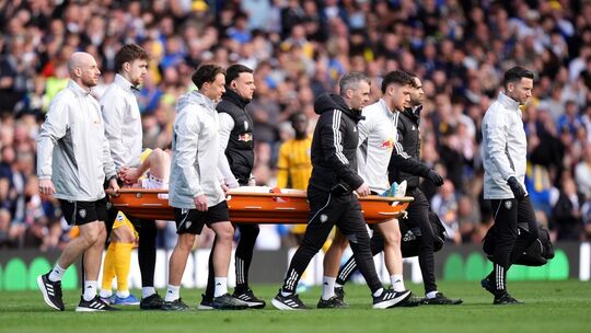 Leeds United - Brighton and Hove Albion