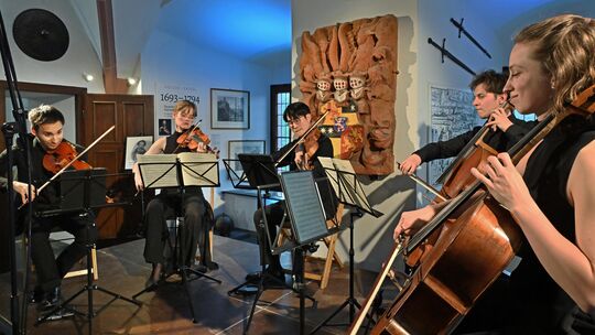 Einen grandiosen Musikgenuss mit Werken von Franz Schubert, Zoltán Kodály und Ernö von Dohnányi erlebten die Zuschauer beim Konz