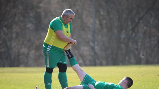 Auch in der C-Klasse gehen Fußballer mitunter an ihre Grenzen. In den vergangenen Spielen ging es rauf und runter - und es fiele Auch in der C-Klasse gehen Fußballer mitunter an ihre Grenzen. In den vergangenen Spielen ging es rauf und runter - und es fiele