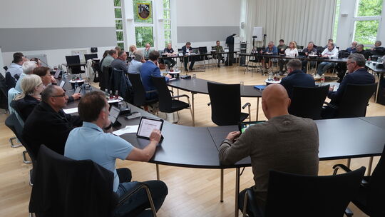 Im Kirchener Rathaus tagte der VG-Rat. Anschaffungen für die Feuerwehr standen im Mittelpunkt der Sitzung.