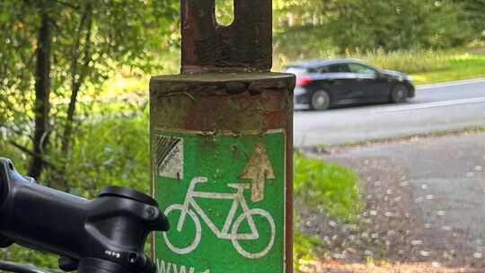 Für die Grünen ist klar: Dem Fahrrad muss eine höhere Priorität eingeräumt werden. Doch oft hat im Westerwald das Auto Vorfahrt. Für die Grünen ist klar: Dem Fahrrad muss eine höhere Priorität eingeräumt werden. Doch oft hat im Westerwald das Auto Vorfahrt.