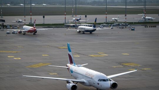 Flughafen Berlin Brandenburg BER Flughafen Berlin Brandenburg BER