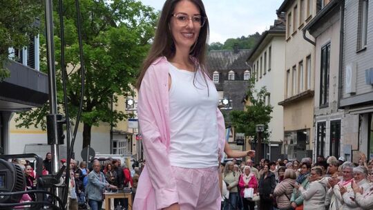Auch in Kirn gab es schon eine Modenschau in der Innenstadt. Der dortige Steinweg wurde zum Laufsteg. Nun ist eine Veranstaltung