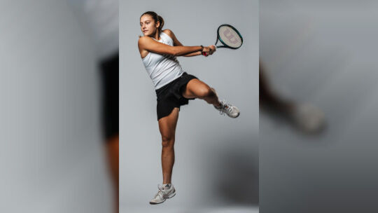 Auf dem Sprung nach Paris: Emily Eigelsbach startet erstmals auf der weltberühmten Anlage Roland Garros.