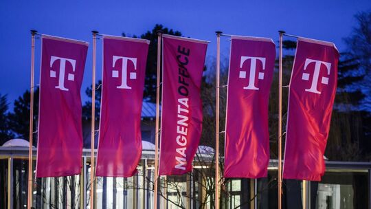 Deutsche Telekom AG Deutsche Telekom AG