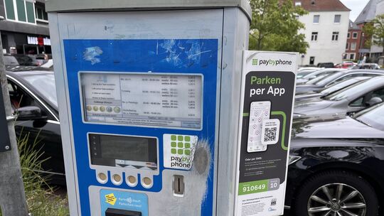 Auch das Parken per App gehört längst zum Angebot der städtischen Gesellschaft für Beteiligungen und Parken (BGK).