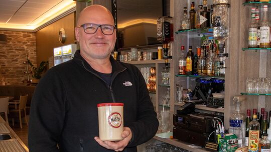 Aus Fußballzeiten hat Michael Stoffels den Spitznamen "Misto" mitgebracht, heute trägt sein Restaurant Misto's in Neustadt den N