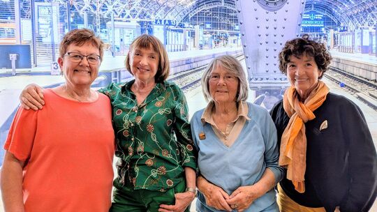 Immer unterwegs in Sachen Frauenrechte: (von links) Renate Bodtländer, Daniela Bartkus-Börder und Martina Hassel (rechts) vom Vo