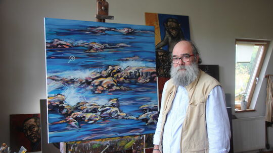 Griechische Impressionen: Der Künstler Laurentiu Tuturuga aus Haderschen wird in seiner Ausstellung, die am 29. Mai in der Alten