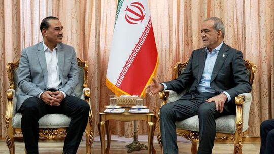 Pakistans Armeechef zu Gesprächen in Teheran Pakistans Armeechef zu Gesprächen in Teheran