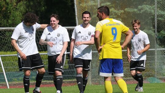 Mit dem 9:0 gegen Schlusslicht SG Auderath/Alflen (Nummer 9 Adis Alic) verabschiedete sich der TuS Mayen II nicht nur aus der Sa