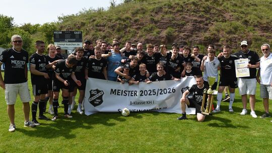 Triple: Die zweite Mannschaft macht den Meisterschafts-Hattrick der SG Weinsheim perfekt. Am Erfolg waren beteiligt: Nick Kilian