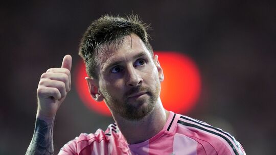 Lionel Messi Lionel Messi