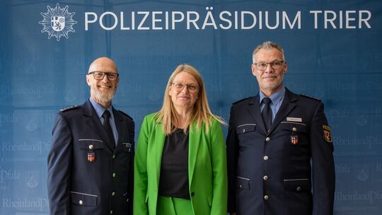 v.l.n.r. Uwe Konz, Anja Rakowski, Michael Notzon v.l.n.r. Uwe Konz, Anja Rakowski, Michael Notzon