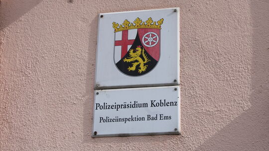 Mit einem Randalierer mussten sich die Beamten der Polizeiinspektion Bad Ems am 12. Mai auseinandersetzen. Was wir nun über den