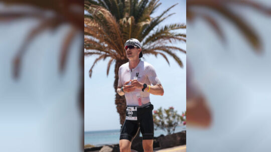 David Simon vom RSC Untermosel gewann in seiner Altersklasse M35-39 den Ironman auf Lanzarote. Damit qualifizierte sich der Büch