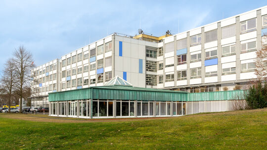 Das Franziskus-Krankenhaus in Linz verkündet das Ende des Insolvenzverfahrens. Seit dem Frühjahr 2025 befand sich die Klinik als