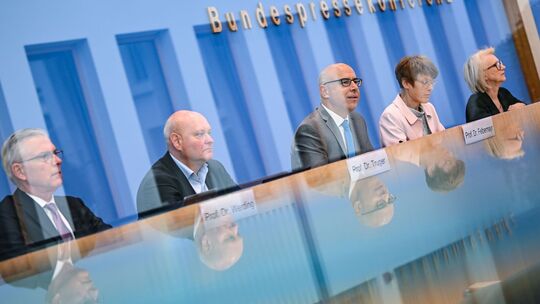 Vorstellung des Frühjahrsgutachten 2026 Vorstellung des Frühjahrsgutachten 2026