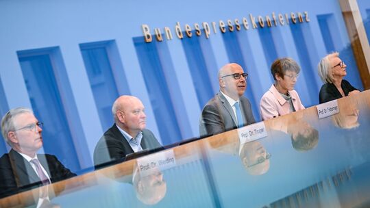 Vorstellung des Frühjahrsgutachten 2026
