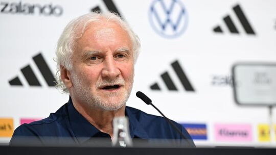 Fußball-Nationalmannschaft startet in die WM-Vorbereitung Fußball-Nationalmannschaft startet in die WM-Vorbereitung