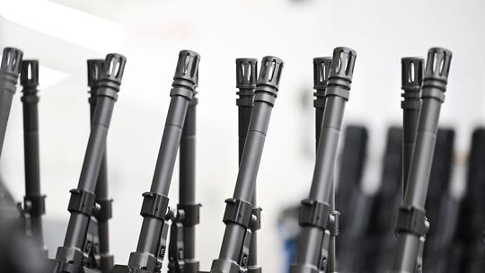 Gewehr an Gewehr