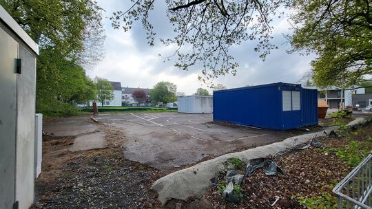 Auf dieser Fläche in der Koblenzer Goldgrube entsteht der neue Interimsbau für das Max-von-Laue-Gymnasium.