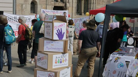 Kundgebung "Nein zur Wahl eines AfD-Landrates" Kundgebung "Nein zur Wahl eines AfD-Landrates"