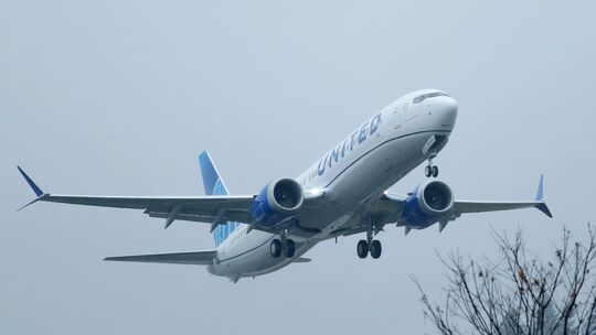 United Airlines United Airlines