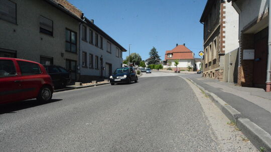 Der Landesbetrieb Mobilität will im nächsten Jahr die L412 in der Ortsdurchfahrt Hackenheim ausbauen. Der VG-Rat Bad Kreuznach b
