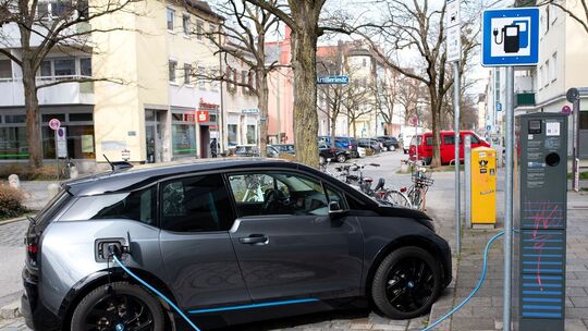 Ladestation - Elektroauto Ladestation - Elektroauto