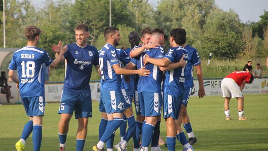 Jubeln durfte Zeiskam gegen Jägersburg satte fünf Mal - eine optimaler Start in die Aufstiegsrunde für den Vertreter des Fußball