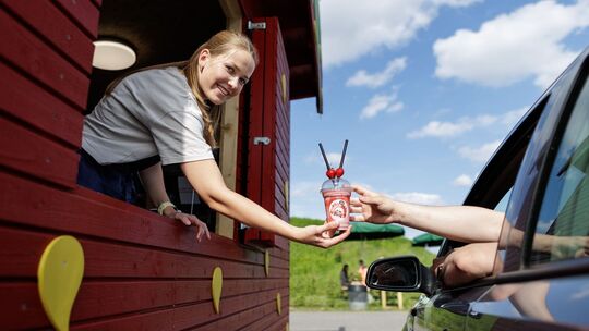 Hype um Erdbeer-Drive-In in Niedersachsen