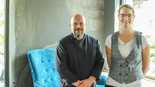 Die bisherigen Inhaber Rebecca und Jan Abbruzzino bleiben auch unter neuer Führung weiter an Bord.