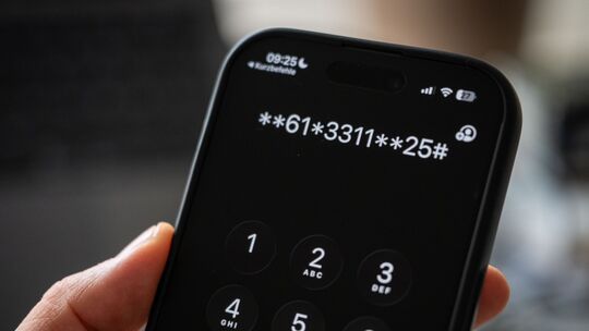 GSM-Code **61*3311**25# auf dem Disply eines iPhone