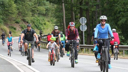 „Siegtal pur“ ist und bleibt vor allem ein großes Familienevent. Jung und Alt genießen an diesem Tag das stressfreie Radfahren a