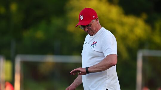 Zeit zu gehen für Eisbachtals Trainer Thorsten Wörsdörder - und der Ex-Profi ging mit dem Klassenerhalt und aus seiner Sicht im Zeit zu gehen für Eisbachtals Trainer Thorsten Wörsdörder - und der Ex-Profi ging mit dem Klassenerhalt und aus seiner Sicht im