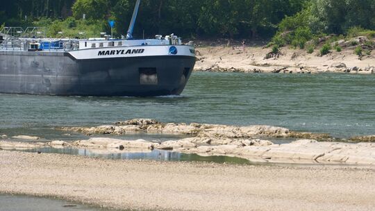 Niedrigwasser am Rhein - Oberwesel