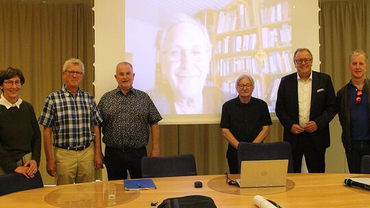In Linz wurde mit Richard Wester der erste "Stadtstrünzer" vorgestellt. Wester war nur online dabei.