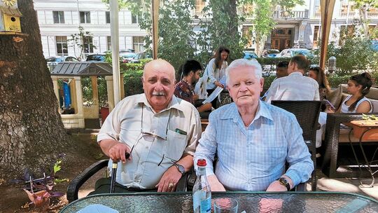 Ivan Bensak (rechts) und Wardan Hakobyan verbindet inzwischen eine innige Freundschaft.