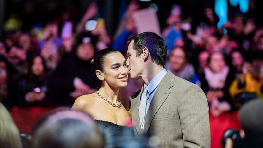 Dua Lipa und Callum Turner Dua Lipa und Callum Turner