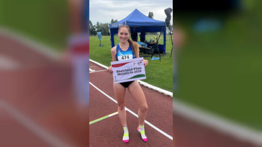 Lena Müller von der LLG Hunsrück ist die neue Rheinland-Pfalz-Meisterin über 5000 Meter bei den Frauen.