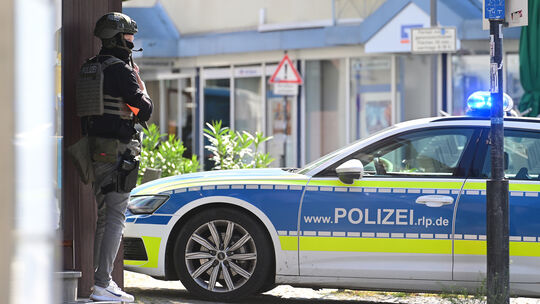 Ein großer Polizeieinsatz begleitete den Tag der Geisellage in der Sinziger Innenstadt.