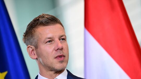 Ungarns Ministerpräsident Magyar in Berlin