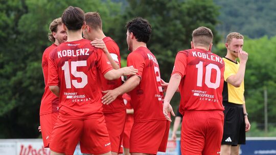 Im Finale des Kreispokals lief es für die Reserve von Rot-Weiss Koblenz gegen die SG Rheindörfer (3:0) optimal. So soll es auch