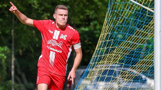 Der Weg führt nach oben: Grund zu jubeln, wie hier bei seinem Treffer im Derby gegen die SG Müschenbach, hatten die SG Malberg u