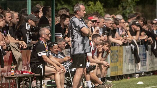 Auf ein Neues: Trainer Jens Bohr und die SG Meisenheim/Desloch/Lauschied treten auch in der nächsten Saison in der Landesliga an