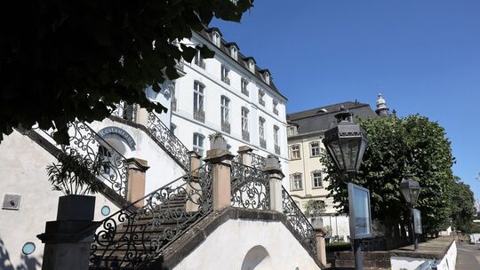 Ein Restaurant ist im Schloss Engers aus Platzgründen nicht umsetzbar.