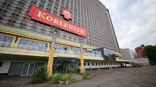 Auf dem riesigen Gelände rund um die ehemalige Königsbacher-Brauerei sollte ein neues Wohnquartier entstehen.