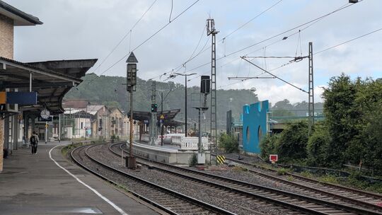 Die Baustelle am Betzdorfer Bahnhof ist mittlerweile für Reisende ein vertrauter Blick.