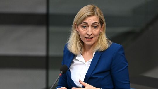 Ministerin Nina Warken Ministerin Nina Warken